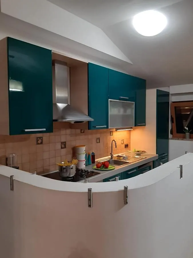 Apartment Charming Sunshine Home Pula Croatia
