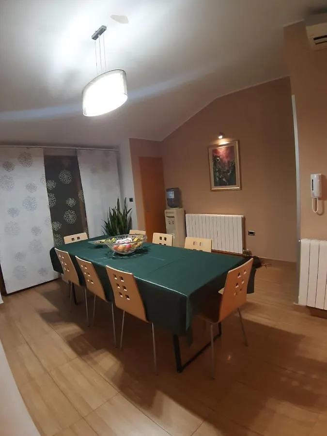 Charming Sunshine Home Pula Croatia