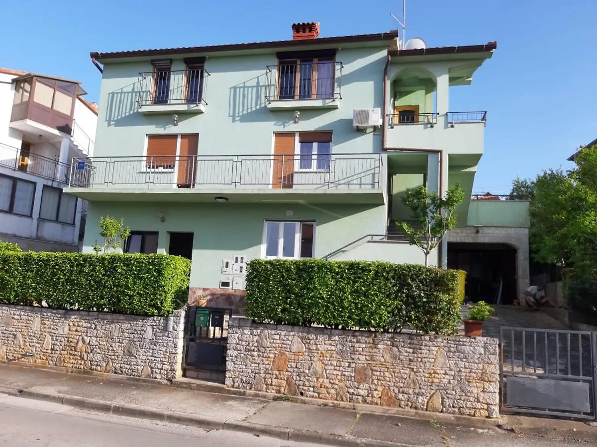 Charming Sunshine Home Pula Croatia